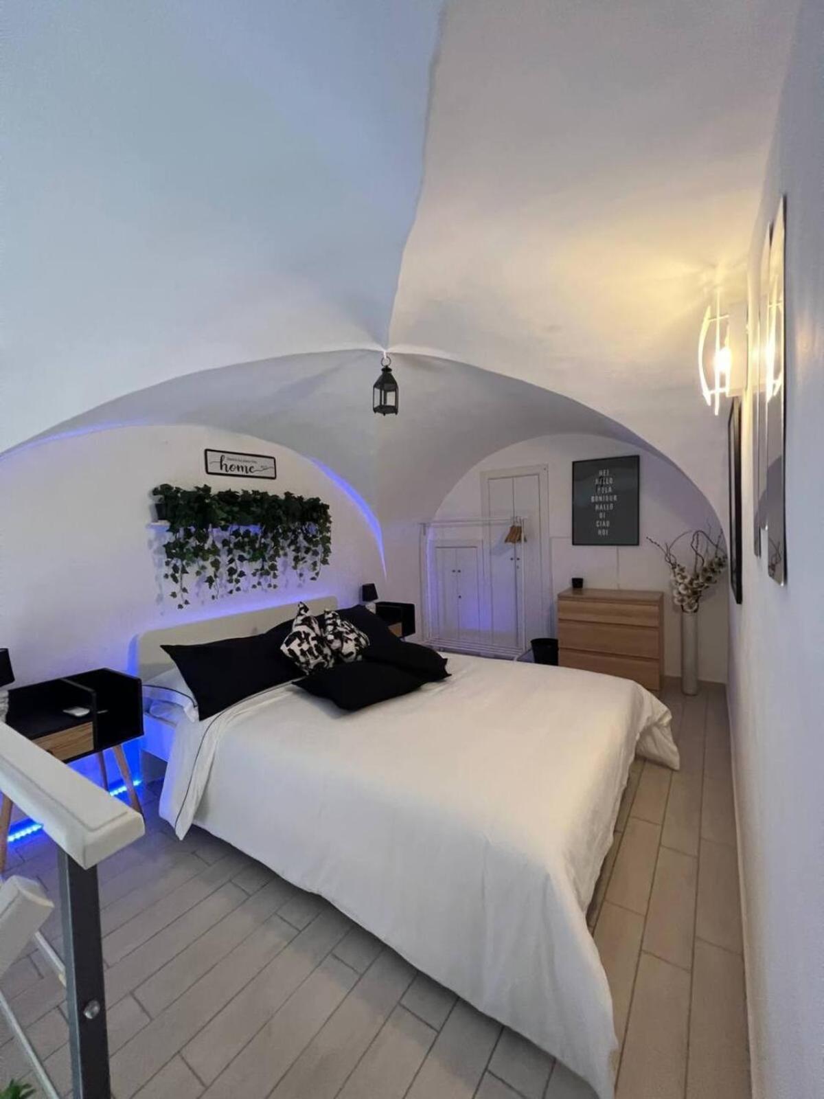 Borgo Santa Caterina - Fiera "Ventotto Holiday Home" Catane Extérieur photo