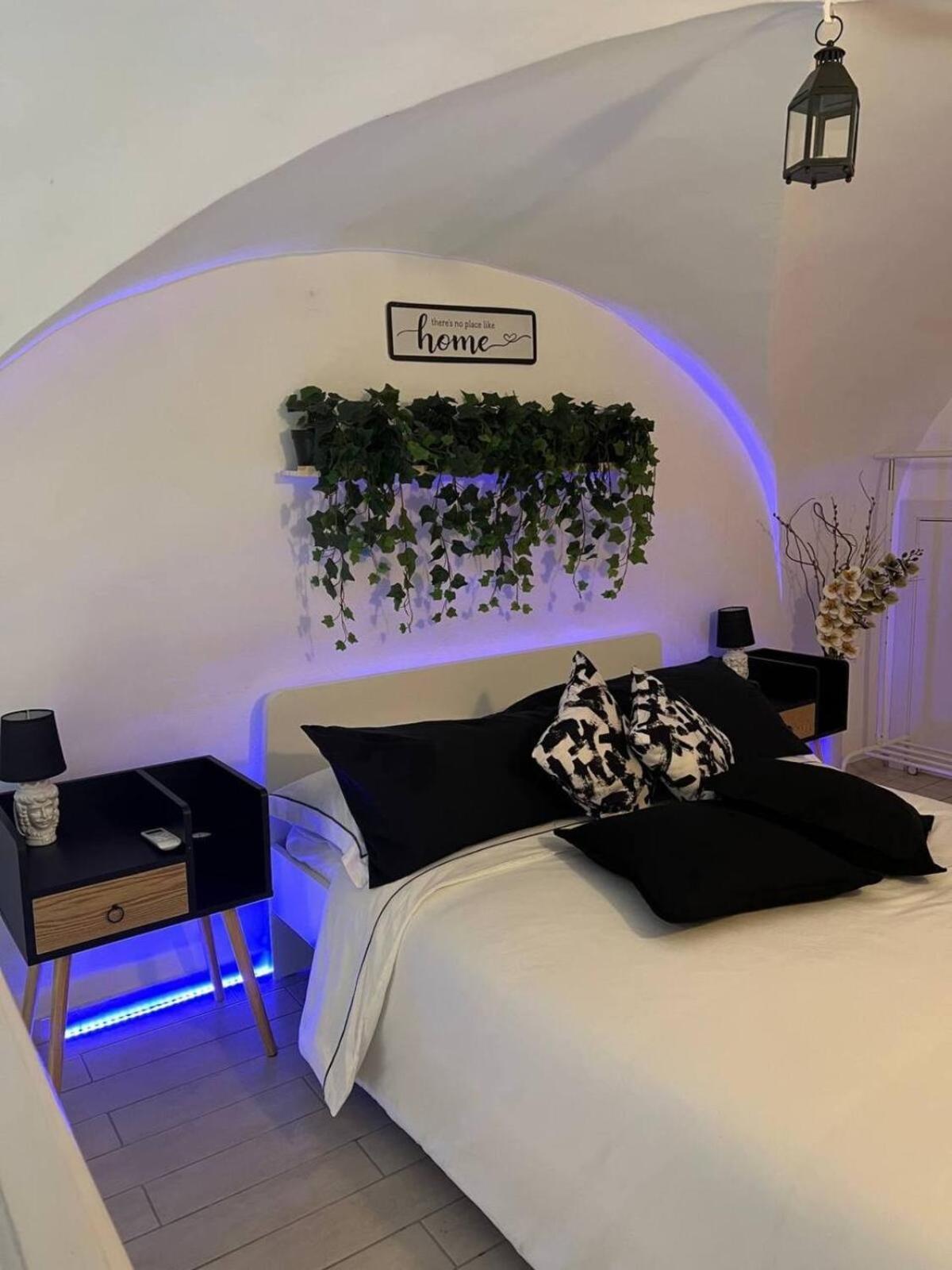 Borgo Santa Caterina - Fiera "Ventotto Holiday Home" Catane Extérieur photo